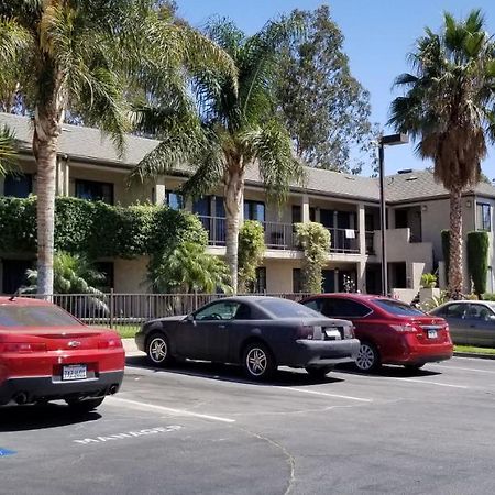 Sierra Crossing Motel Bloomington المظهر الخارجي الصورة
