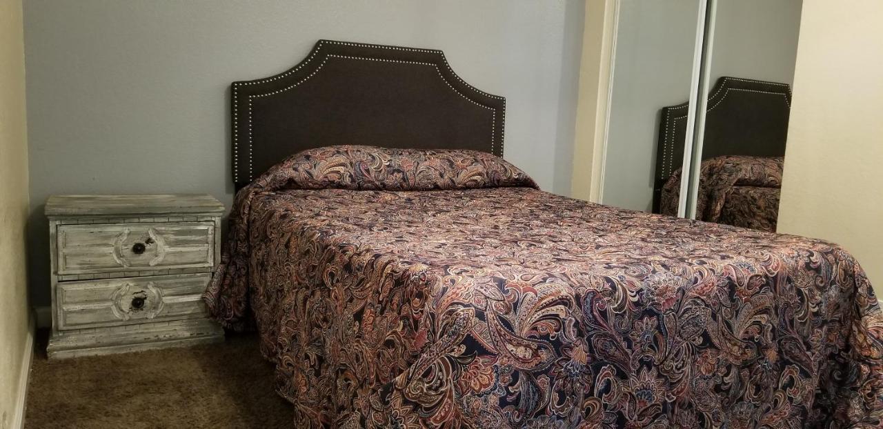 Sierra Crossing Motel Bloomington المظهر الخارجي الصورة